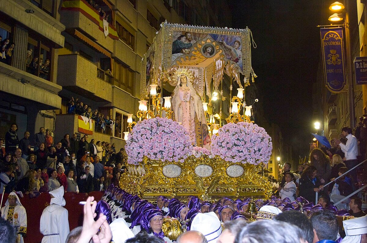 Virgen de la Amargura en procesión de la Semana Santa de Lorca